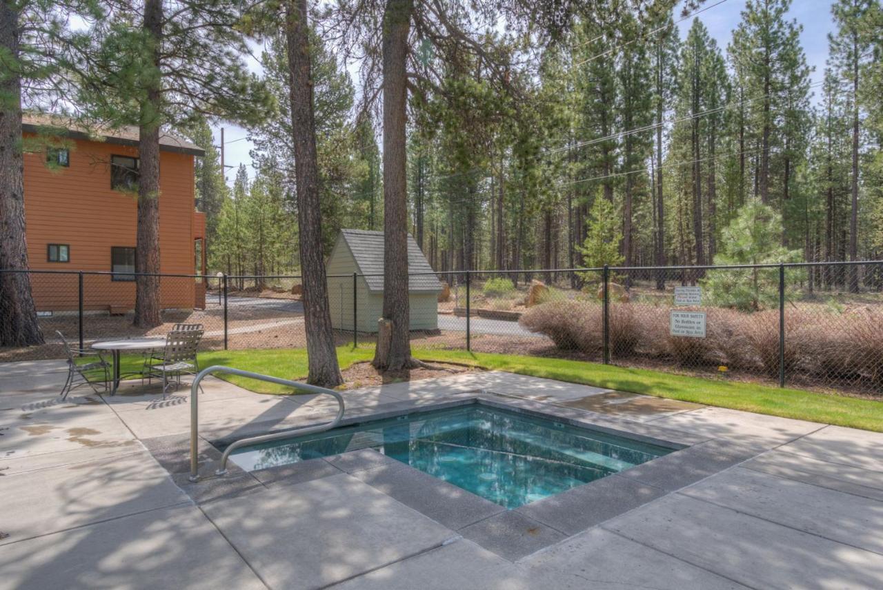Powder Village Condo 8-B By Village Properties At Sunriver Bend Kültér fotó